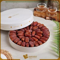 تمر مجدول القصيم - علبة فاخرة