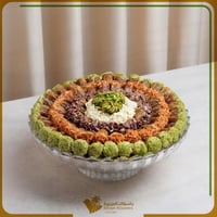 تمر ديلاتيس مشكل - صينية فازة