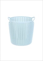 سلة تخزين صغيرة دائرية مضفرة باللون الأزرق