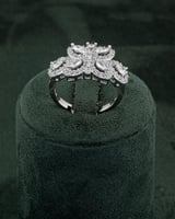 طقم اكسسوارات نسائي فضي بلمعة الألماس للزفاف