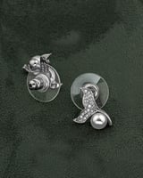 أقراط للنساء استايل لؤلؤة حورية البحر تصميم فضي