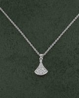 سلسال نسائي بتصميم عربي بلمعة الألماس