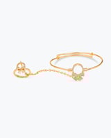 طقم مجوهرات بنات على شكل فيونكة ذهبية مرصعة بالزرك...