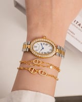 طقم ساعة وأساور فاخرة بلون ذهبي فضي مرصّع بالزركون