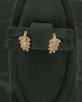 طقم مجوهرات نسائية ناعمة مع ساعة يد نسائية ذهبية م...