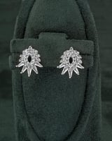 طقم مجوهرات فضي بلمعة الألماس هدية مثالية