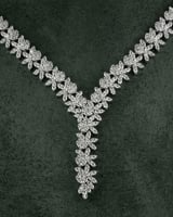 طقم زركون للنساء محلى بفصوص الزركون