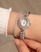 طقم فضي اسوارة تنس مع ساعة نسائية مرصع بالزركون