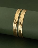 طقم بناجر صب عريضة بلمعة الذهب 2 حبة