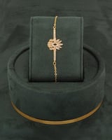 طقم ذهبي راقي مرصع بالزركون مع ساعة فخمة