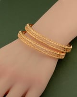 بناجر ذهبية تصميم عربي بلمعة الذهب 2 حبة