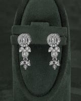 طقم سهرة فضي مرصع بزركون لامع