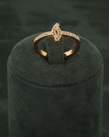 طقم مجوهرات نسائية ناعمة مع ساعة يد نسائية ذهبية م...