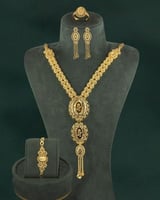 طقم مجوهرات بديل الذهب 5 قطع مع علبة فاخرة