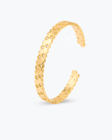 طقم اسوارة وخاتم ذهبي منقط بالزركون