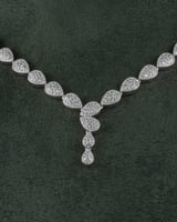 طقم زركون فضي متألق بلمعة الألماس - شوكر نسائي