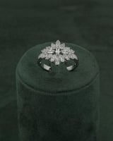 طقم مجوهرات أنيق من الزركون الفضي