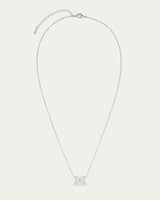 سلسلة ماسية بتصميم وردة رباعي على شكل حرف X