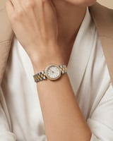 ساعة يد نسائية من خاتون ثنائية اللون