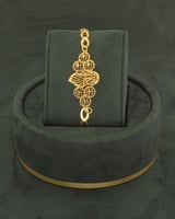 طقم مجوهرات نسائية بلمعة الذهب تصميم فاخر