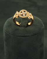 طقم زركون ناعم مزدان بلمعة الألماس