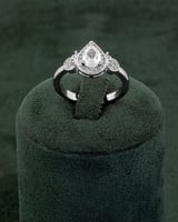 هدية راقية طقم مع ساعة مرصعة بالزركون