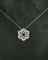 طقم مجوهرات ناعم مزخرف بأحجار الزركون