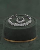 سوار وخاتم تصميم ندى الماس لون فضي