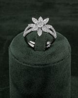 طقم مجوهرات بلمعة الألماس تصميم المناسبات