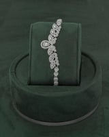 طقم مجوهرات بتصميم فاخر من الزركون الفضي