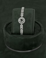 طقم فضي تصميم دائري مرصع بالزركون الفاخر