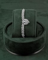 طقم مجوهرات نسائية للمناسبات بلمعة الألماس