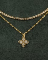 طقم شوكر سلسال وحلق مزين بالزركون تصميم ذهبي