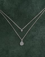 سلسال دورين تصميم فضي ناعم مزين بفصوص الزركون