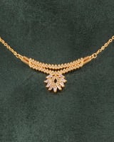 طقم ذهبي راقي مرصع بالزركون مع ساعة فخمة