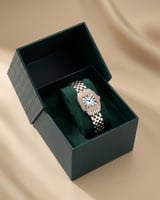 ساعة خاتون النسائية لون فضي برونزي