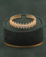 اسوارة وخاتم تصميم فاخر مرصع بالزركون الأنيق