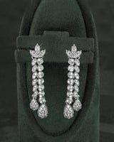 طقم مجوهرات نسائية فاخر مزين بالزركون