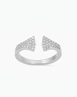 تطقيمات جاهزة فضية من 6 قطع مرصعة بالزركون