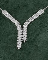 طقم مجوهرات ناعم مزين بفصوص الزركون