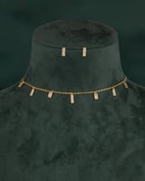 شوكر وحلق بديل الذهب مميز بجمال المستطيلات وبلمعة...