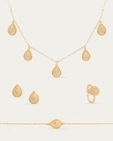 طقم بتصميم الدمعة الماسية بتصميم ذهبي من خاتون