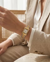 ساعة خاتون للنساء تصميم هندسي عصري ثنائي اللون