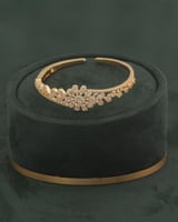 اسوارة وخاتم لون ذهبي بلمعة الألماس