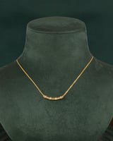 سلسال ذهبي بتصميم كلاسيكي بلمعة الألماس