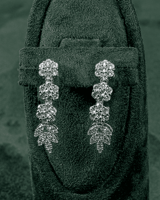 طقم زركون على شكل الورد الجوري بلمعة الألماس للمنا...