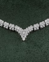 طقم خطوبة زركون فضي أنيق بلمعة الألماس