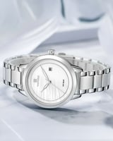 ساعة يد نسائية أصلية لون فضي