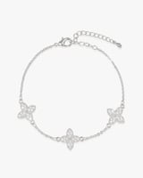 اسوارة الزهرة الماسية بتصميم فضي بفصوص الزركون