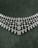 طقم نسائي فضي عريض فاخر بالزركون الفضي